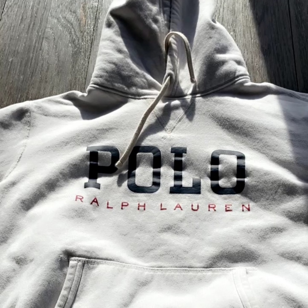 White • Ralph Lauren hoodie (Medium)